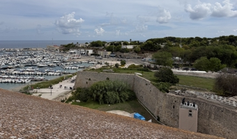 Aragonese Castle